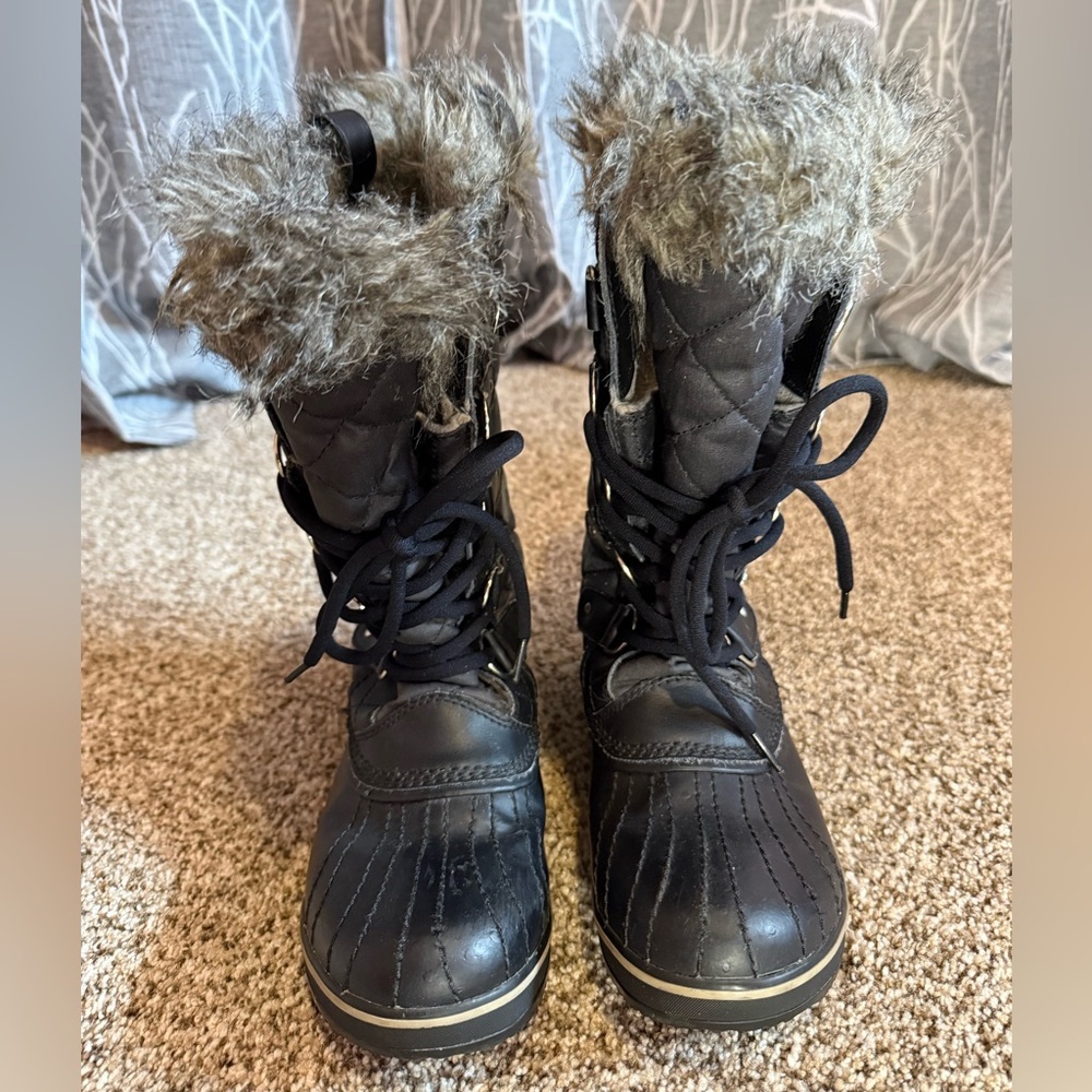 Sorel Tofino Quilted Black Faux Fur Winter Snow Boots Lace Up 9M LL 1846-011​ - Picture 2 of 8